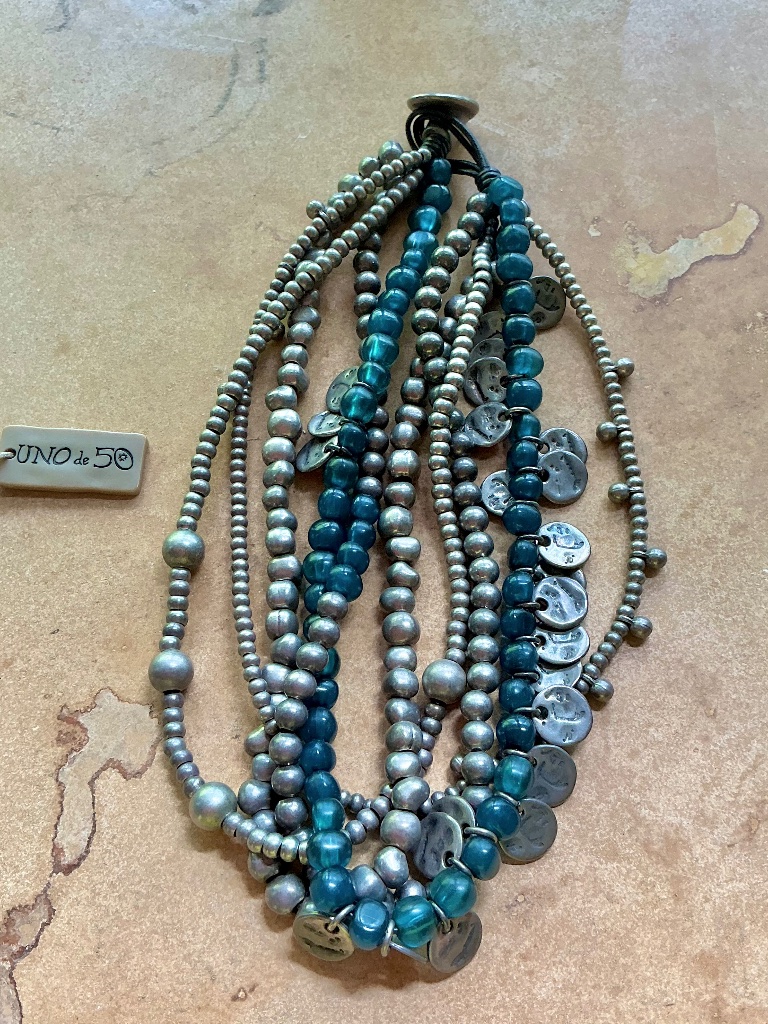 Stunning Uno De 50 Oasis Necklace